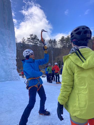 国際山岳ガイド棚橋 靖のアイスクライミング講習